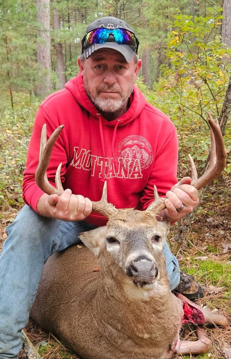 We have a new leader ** Congratulations to Sheridan C on entering his buck on the 2025 Buck Pole!! An 136 3/4 in 10 PT Harvested in Roscommon County! Thank You sir for sharing your harvest!